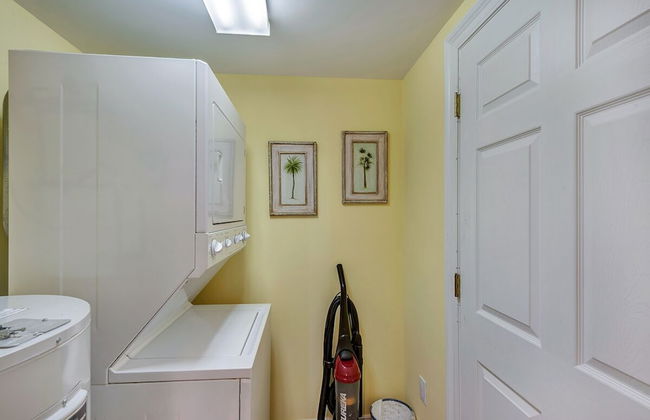 Oceanfront Condo with Spacious Balcony - Unit 0306 by RedAwning - Foto 19