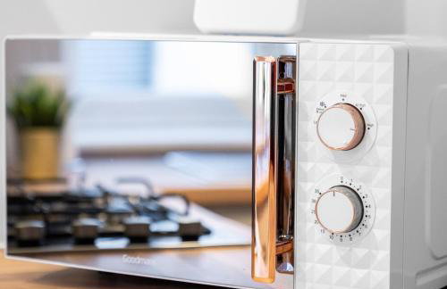 Modern 2 Bed Apartment - 2 Parking Spaces - Sleeps 3 - Netflix 1BS - Foto 26