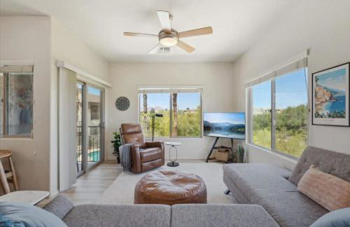 Panorama View - Mountain Views - Community Pool - Foto 16