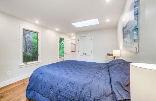 Sawyer Retreat with Fire Pit Less Than 2 Mi to Beaches! - Foto 20