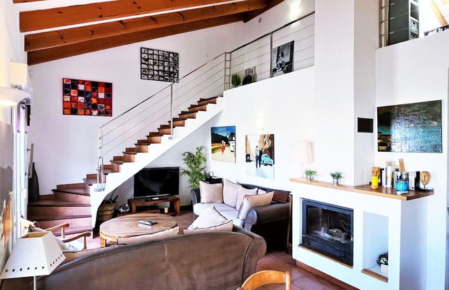 Apartment With sea View and Pool - Photo 11