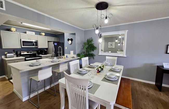 Britannia Village - Photo 16