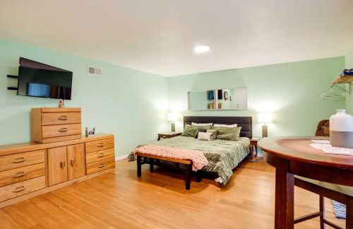 Soothing Studio with Lush Views 2 Mi to Beach! - Foto 11