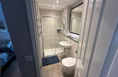 Lovely 2 bedroom 2 bathroom Apartment - Photo 12