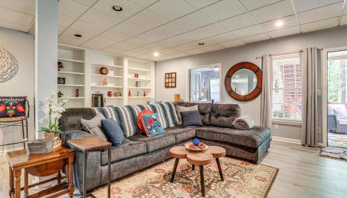 Spacious Yard and BBQ Chic Escape in Lawrenceville! - Foto 2
