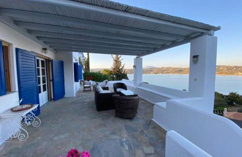 RETREAT VILLA BY THE SEA WITH POOL IN PORTO HELI - Foto 18