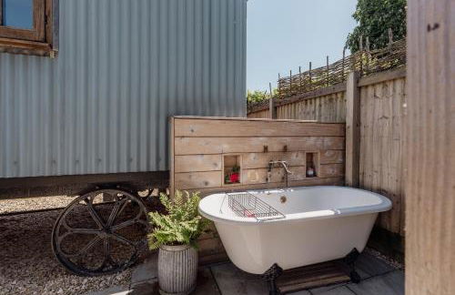 Spindleberry Hut - Photo 25