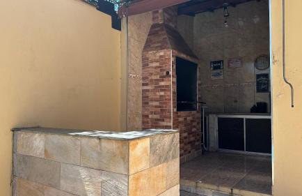 Quarto Elegante - Casa com piscina no Centro - Foto 31