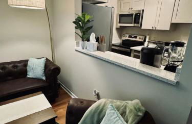 Lakefront Condo - King Bed Full Kitchen - Foto 48