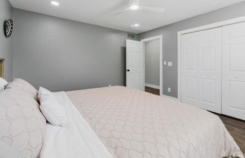 Modern Renovated 3-Bed Near Ann Arbor & Ypsilanti - Foto 40