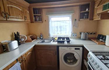 Spacious Luxury Escape with Sea Views and Pet Friendly at Clarach Bay - Foto 14