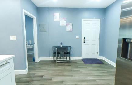 New Apartment Liberty State Park Jersey City NJ Airport Train Manhattan NYC - Foto 20