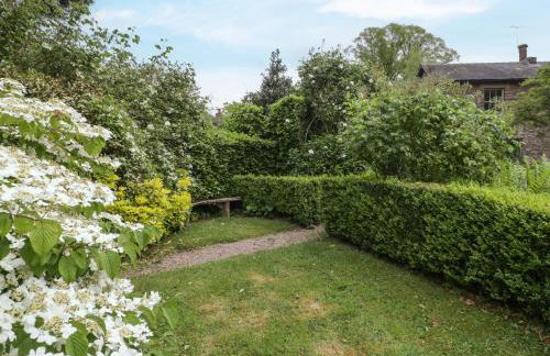 Woodlands Cottage - Photo 29