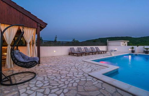 Three-Bedroom Holiday Home In Brstanovo - Foto 25