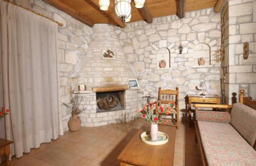 Gerolakos Country Houses - Photo 5