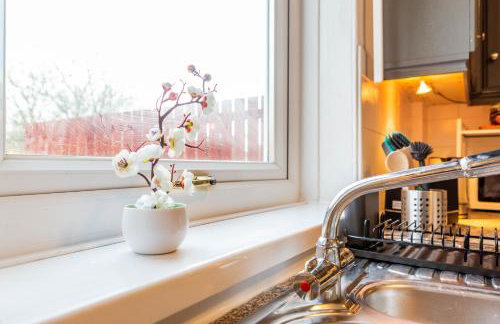 Two Bed Entire House Newcastle Gateshead - Free Parking - Photo 14