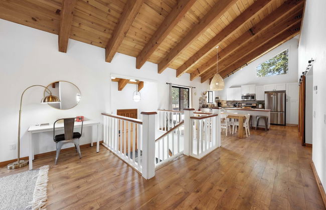 Bright & Modern Cabin Luxury Home in Carnelian Bay! - Foto 24