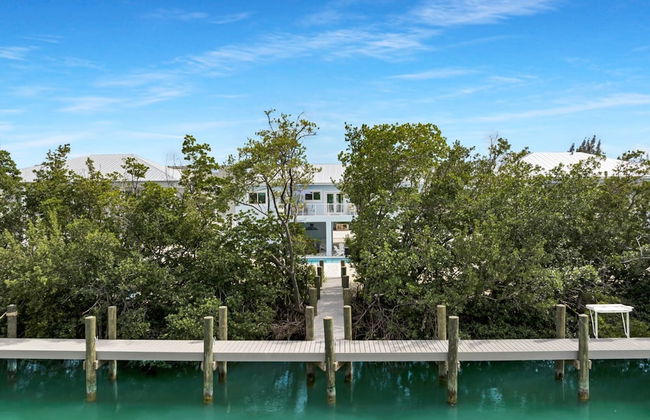 Blue Pearl New Waterfront Haven with Heated Pool ,70 Foot Dock, and More! - Foto 109