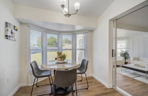 Spacious home With Heated Pool 3 miles from IMG! - Foto 32