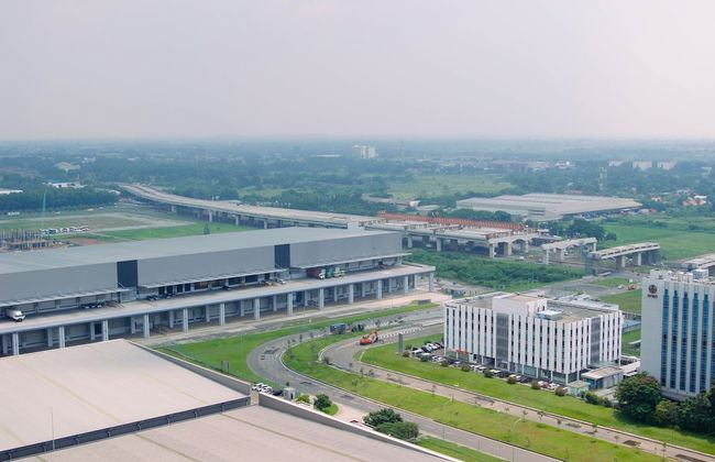 Homey And Minimalist Studio At Vasanta Innopark Apartment - Photo 27