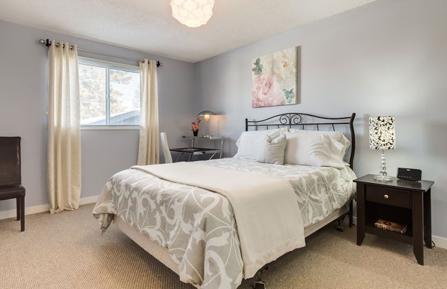 Superb 3BR mins to DT SAIT - Foto 8