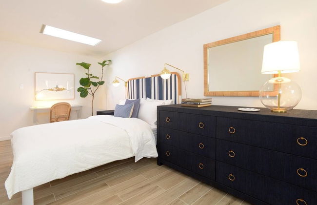 Charming 2br/2ba Cottage - Close to the Beach - Foto 8