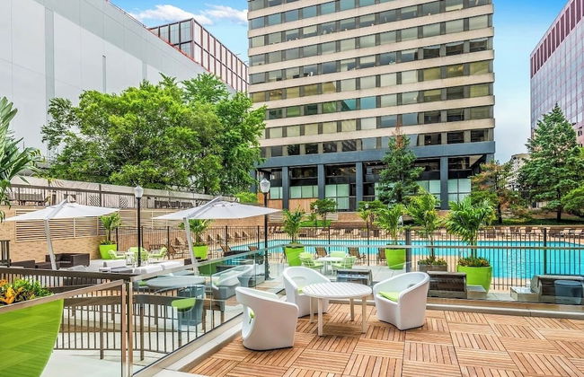 Modern Apartment with Top Amenities - Photo 35