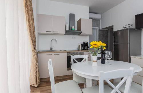 Apartmani Nikola 3 - Foto 25