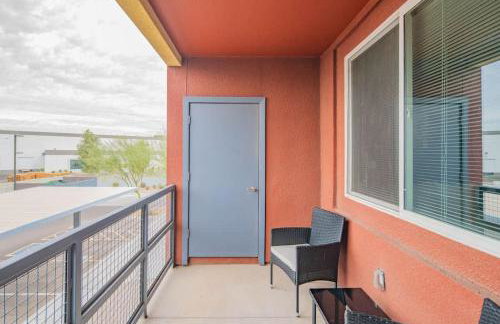 Trendy 2BD Gym Pool Parking WD Sleeps 8 - Foto 35