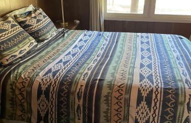 Grandma's Home in the Woods. Yellowstone - Foto 2