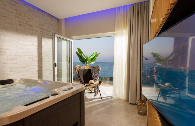 Hersonissos Beach Front Suites - Photo 125