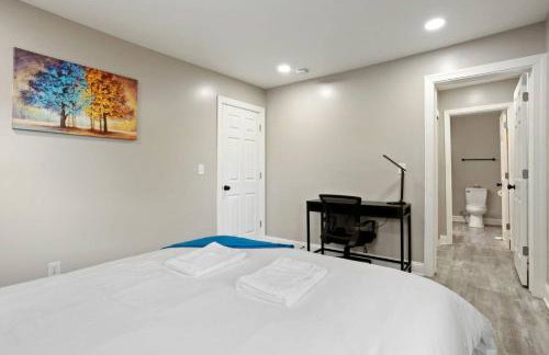 Chic Boho Retreat Near Downtown - Photo 31