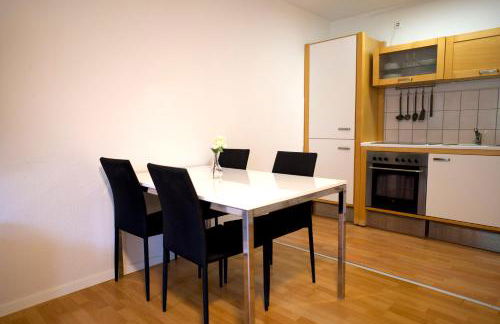 Modern und Gemütlich, Ferienwohnung mit Balkon und Netflix in Leimen WeHome Komfort - Foto 9