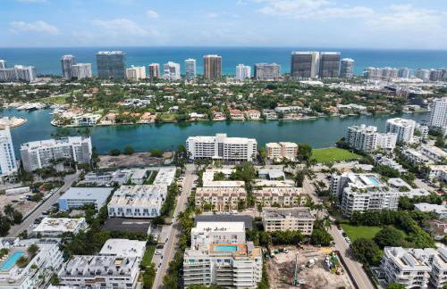 Luxury Condo with Rooftop Pool - 5-Min to Beach - Foto 63