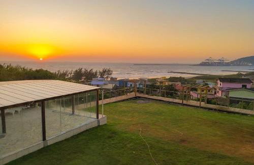 Chalé com Piscina Aquecida - Vista Panorâmica da Praia, a 200m do Mar, Sala de Jogos, Academia e Churrasqueira - Photo 22