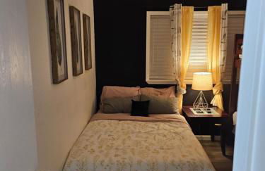 There's No Place Like Home - Foto 6