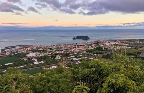 Maré Alta - Scenic Seaside Stay with outdoor deck - Photo 20