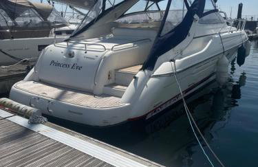 Boat Accommodation Ltd - Foto 1