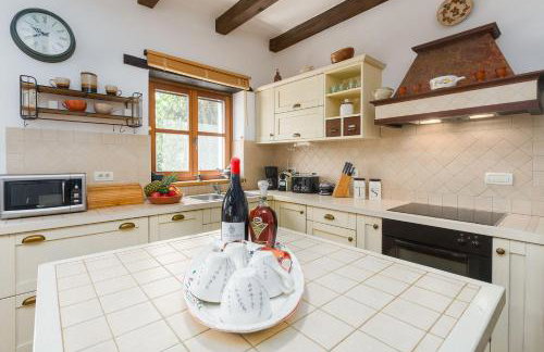 Beeindruckende Finca mit Privatpool, Meerblick, Babybett und besonderem Interieur - Foto 10