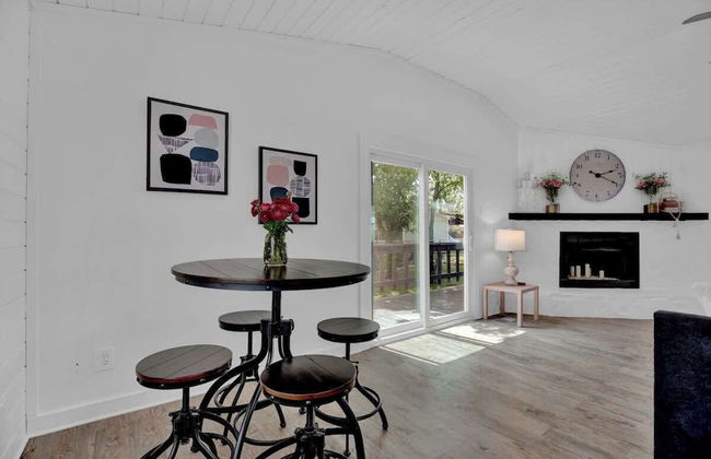 Willkommen to Pink Haus 1 Mile to Main Street! - Foto 30