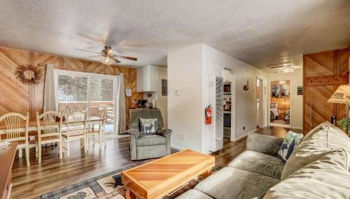 Whispering Pines Cabin - Family and pet Friendly Abode - Foto 5