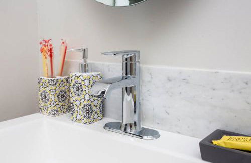 Comfy Studio with Cali King Size Mattress - Foto 30