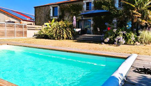 Les Agapanthes d Elisabeth - Piscine - Photo 2