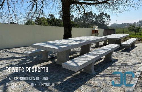 Arada Property - 4 Houses in 1 Private Property, Free Parking and Hot Tub - Foto 44