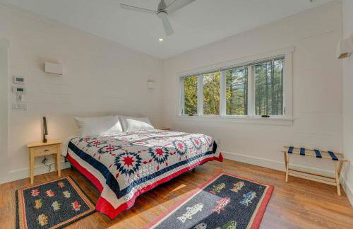 Riverfront Hideaway in Keene Walk to Town! - Foto 17