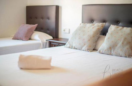 R153 - Espaciosa Villa con Piscina Privada en Coma - Foto 41