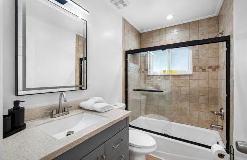 WOW! Pickleball Gym Stylish Modern Living - Foto 43