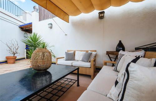 CASA PALACIO SXVIII CON PISCINA en centro histórico de SEVILLA - Photo 7