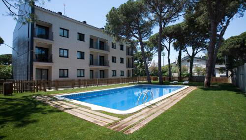 SG Marina 54 Apartments - Photo 3