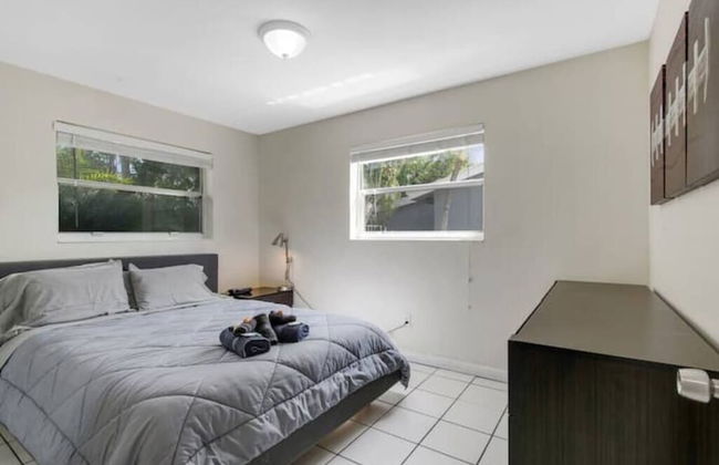 5140 Duplex in Oakland Park - Photo 8